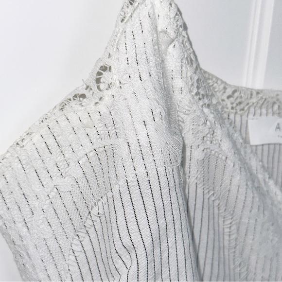 Astr The Label Tie Front Striped Lace Tank Small - Picture 6 of 11